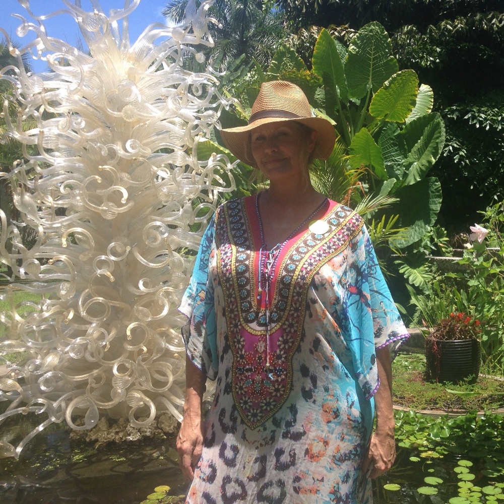 Aqua Waves Embellished Animal Print Kaftan